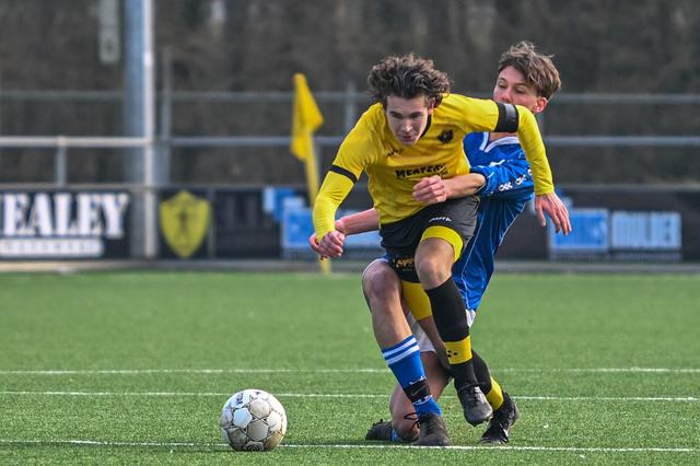 Oldeholtpade verzuimt Alcides op ruime achterstand te zetten en krijgt in slotfase deksel op de neus