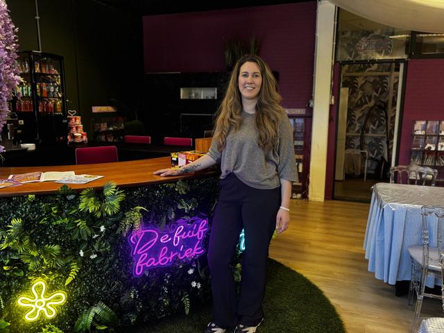 ‘Elk kind verdient een feestje’. Liane (37) uit Elsloo opent de Fuif Fabriek en maakt droom waar in