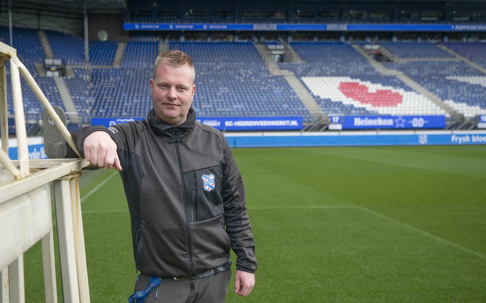 Gert Jan Hilarius is fieldmanager bij SC Heerenveen. Foto: Anne Westerhof
