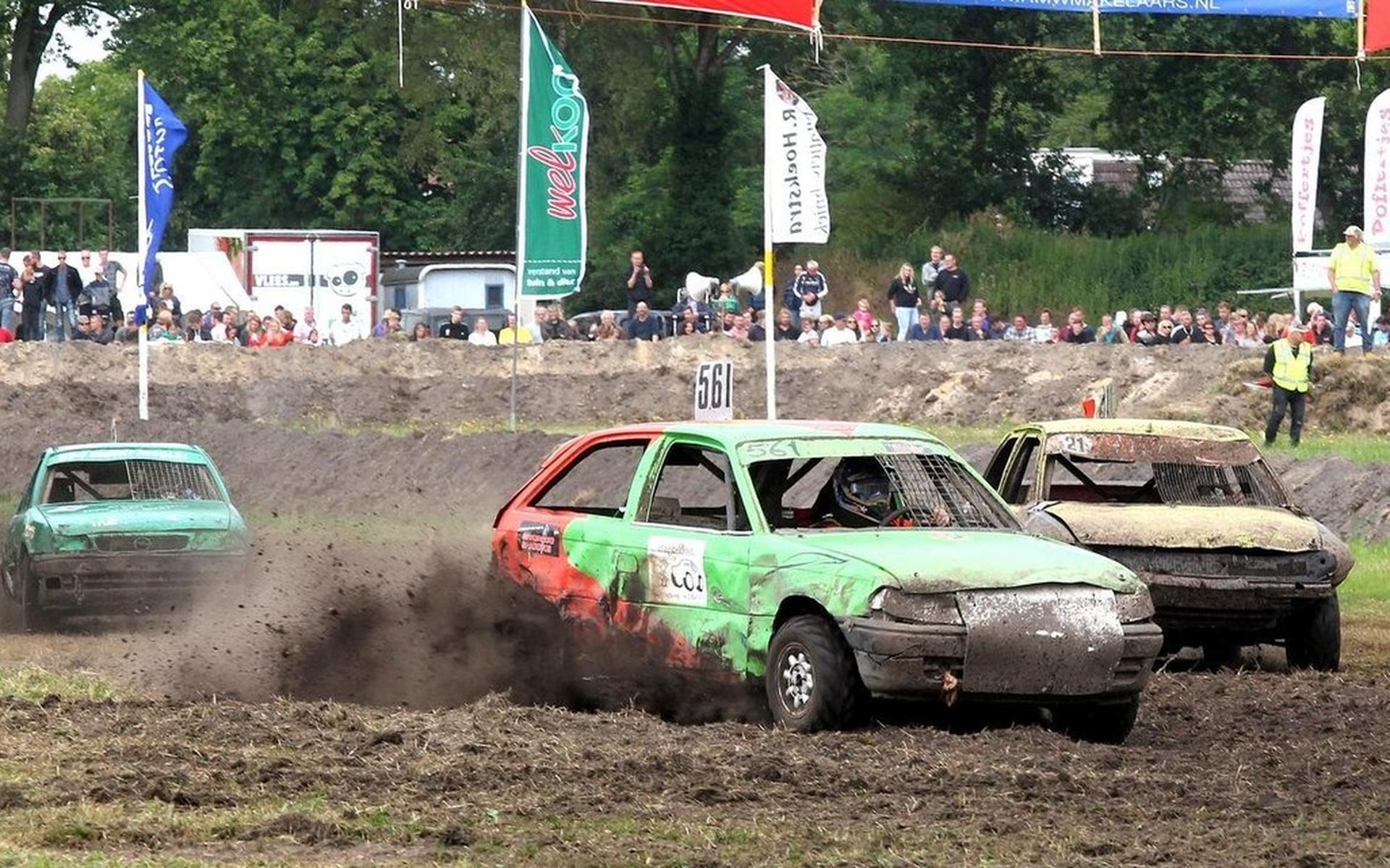 Autocross in Oldeholtpade trekt minder coureurs