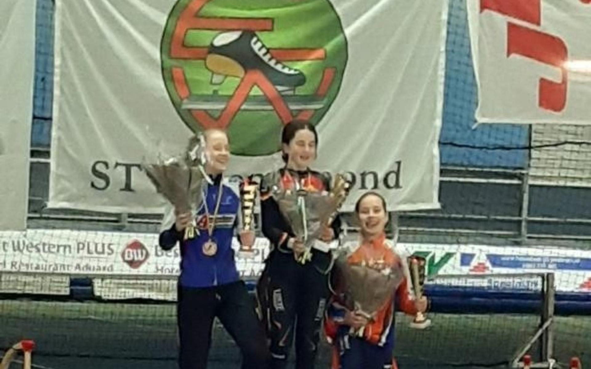 Willeke Bouwhuis schaatst naar brons - Stellingwerf