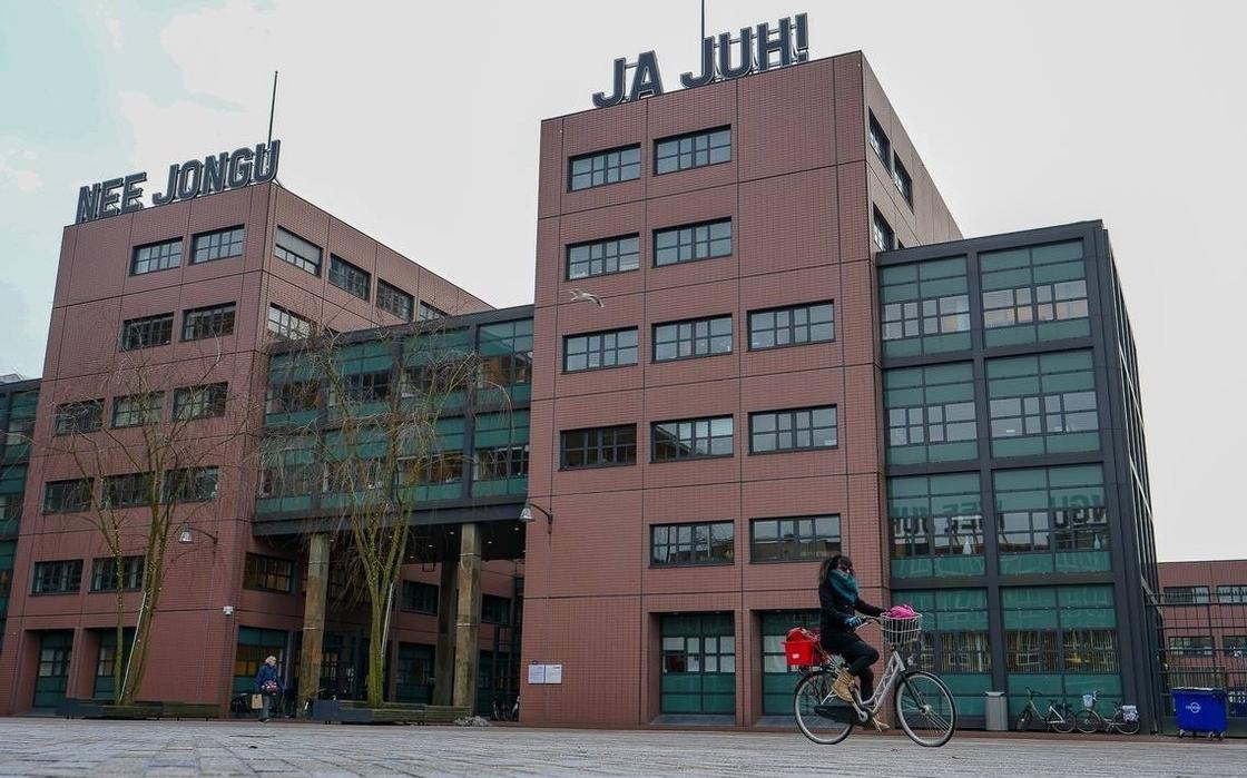 Voetbalsupporter uit Oldeholtwolde krijgt werkstraf na mishandeling - Stellingwerf