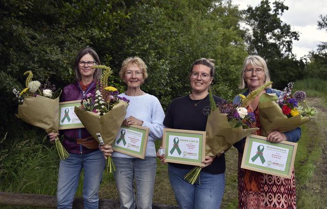 De Dorpskamer & De Goudrenet in Wolvega winnen Groene Lintje