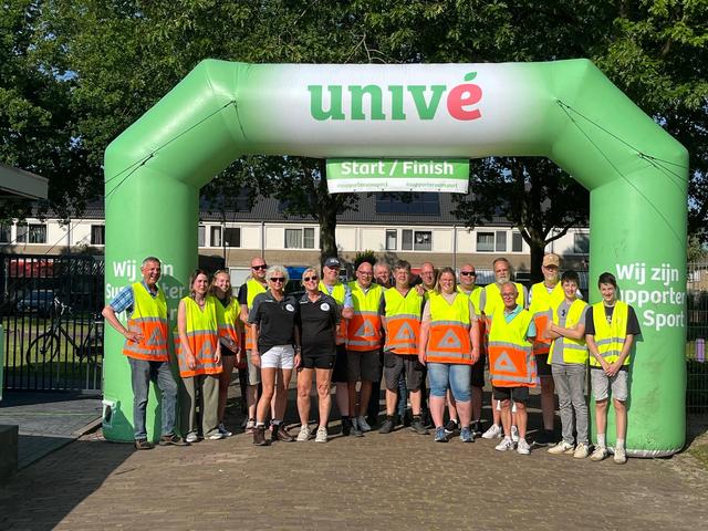 Avond4daagse Wolvega is dringend op zoek naar verkeersregelaars. ‘In het ergste geval kan het niet d