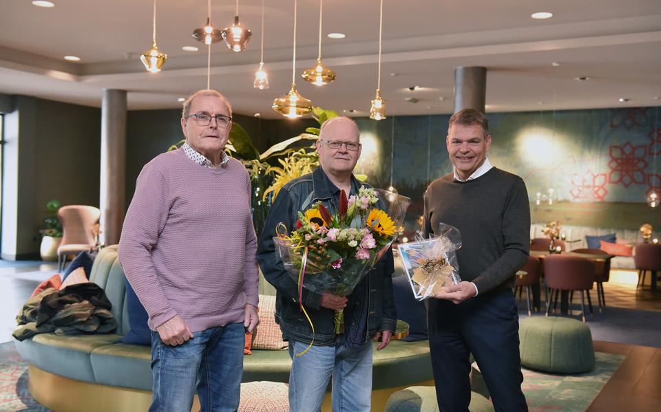 Wim Plekkenpol (voorzitter PSK) Paul Engel en Henk Matser (v.l.n.r.).