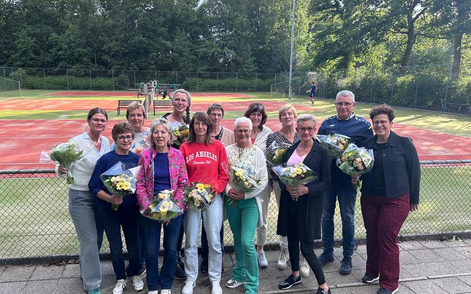 De kampioenen van In et Hoolt.