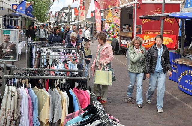 Wolvega biedt laatste kans voor moederdagcadeaus met braderie