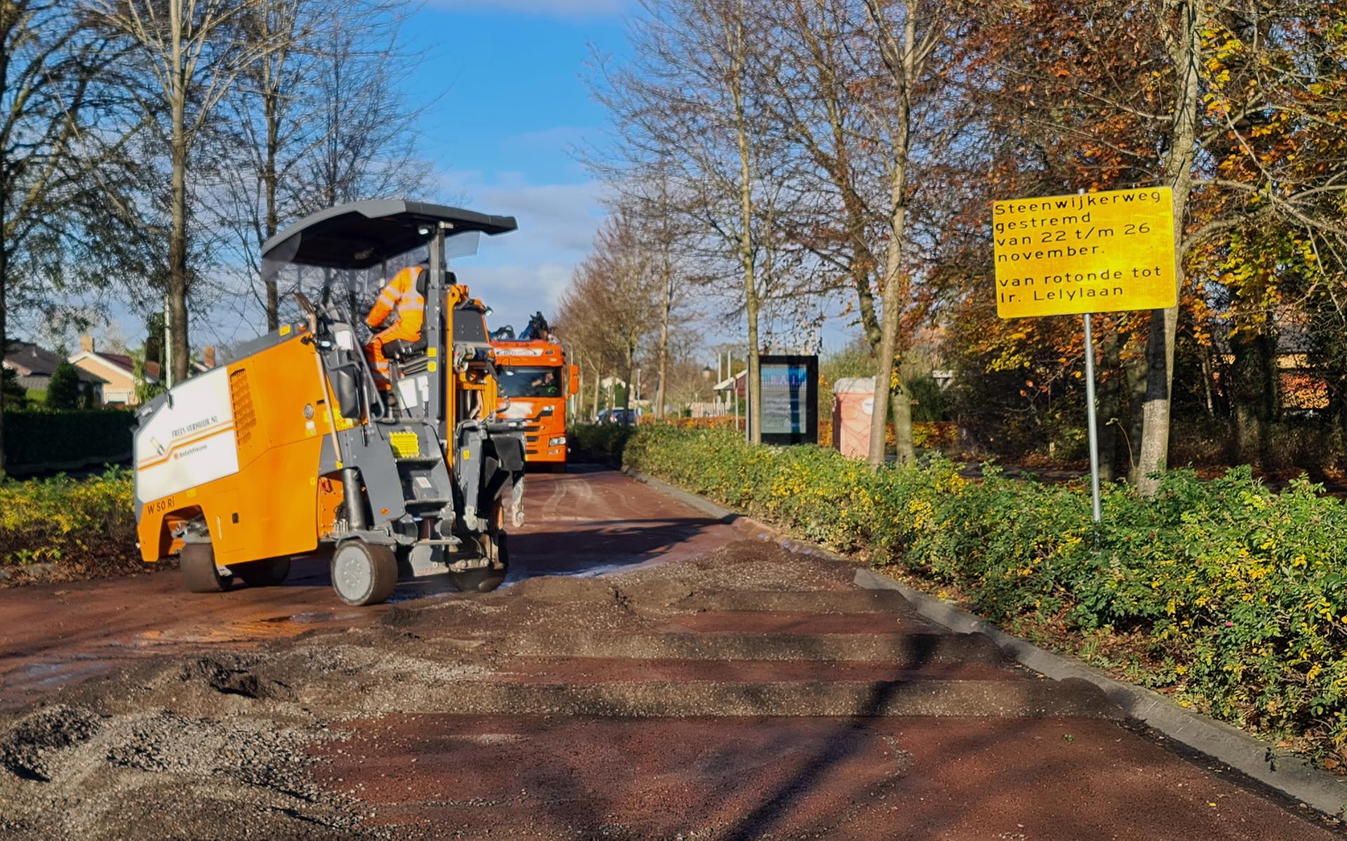 Om de weg veiliger te maken voor al het verkeer, worden er drie wegversmallingen aangelegd.