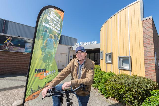 Fiets4daagse Wolvega beleeft 50ste editie. ‘Wie een feestje viert, trakteert’