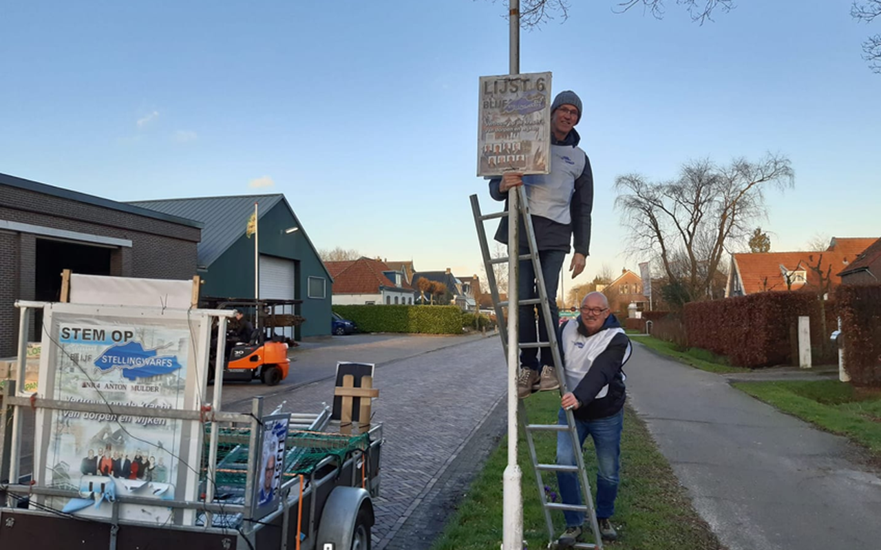 Weststellingwerfs Belang hing in februari in veel lantaarnpalen… EIGEN FOTO
