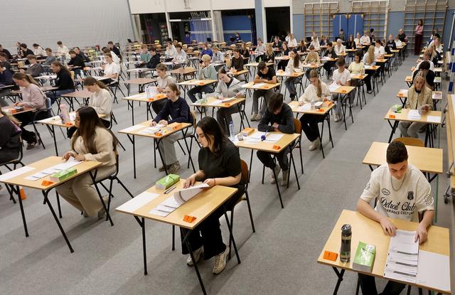 Examens in volle gang voor leerlingen van Linde College