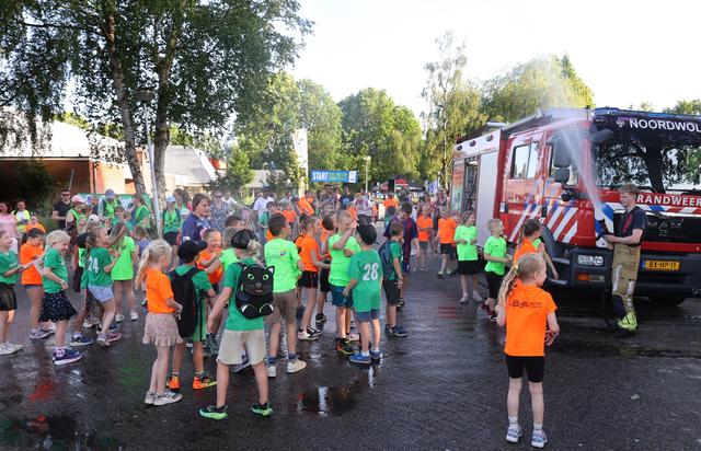 Hitte houdt wandelaars in Noordwolde niet tegen