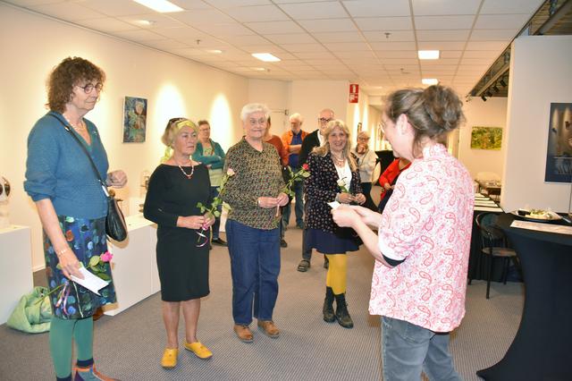 Keramisten exposeren in Home Center Wolvega