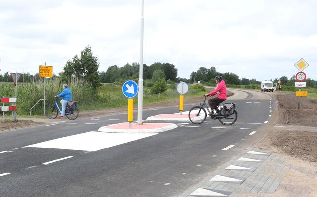 Fietsers kunnen veiliger Steenwijkerweg bij De Blesse oversteken