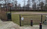 Het gaat om het sportveld bij de OBS Tuindorpschool en Franciscusschool.