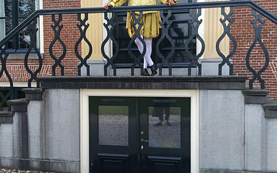 Roelof Bakker kroop bij Huize Lindenoord in de huid van Onno Zwier van Haren. Eigen foto