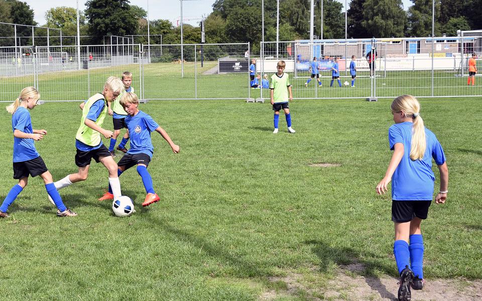 Maandag begon de Stellingwerfse Voetbalweek in Wolvega. 