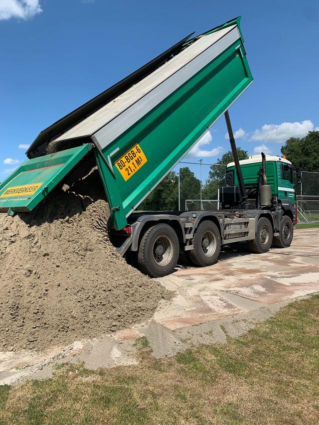 Er wordt hard gewerkt bij vv Oosterstreek.