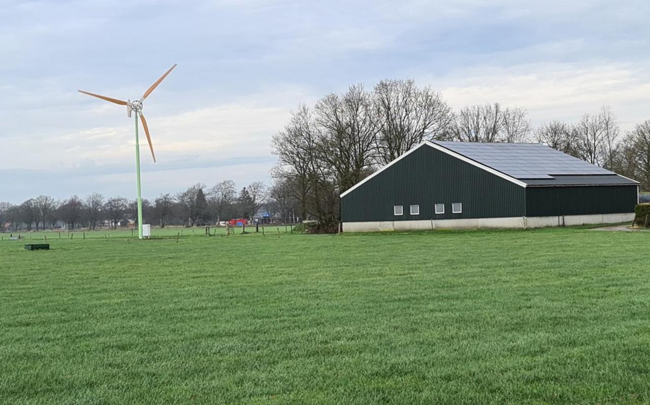Een windturbine aan de Buitenweg bij Steggerda.
