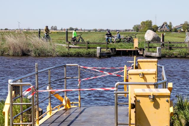 Geen veilige en betaalbare tijdelijke oplossing: pont over Tjonger bij Oldelamer blijft dit seizoen 