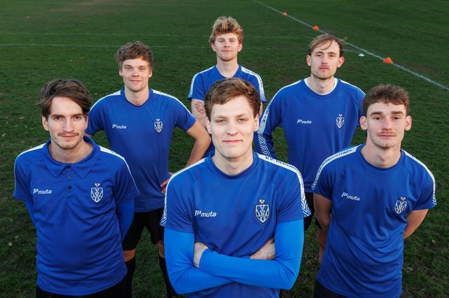 Met zes 'De Vriezen' gaat Oldeholtpade een beslissend paasweekend tegemoet. 'Het is nu of nooit'