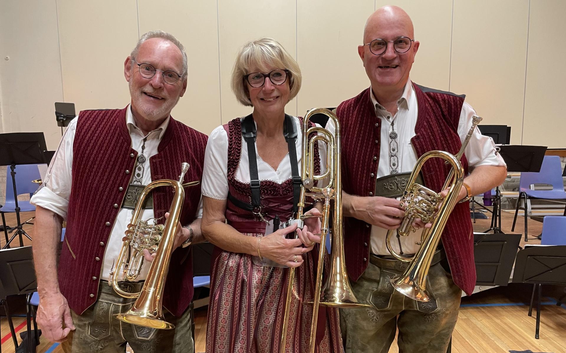  Sipke Brandsma, Jaap Toering en Lily Hoekstra zijn al vanaf de oprichting lid.